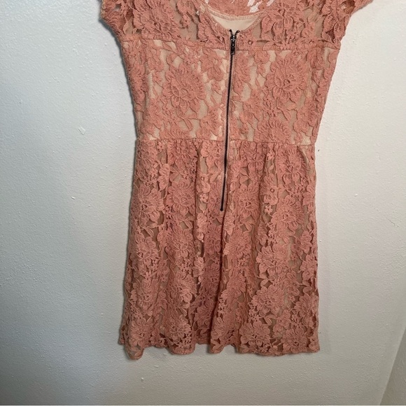 American Eagle Lace Fit & Flare Dress Light Pink - Picture 9 of 11